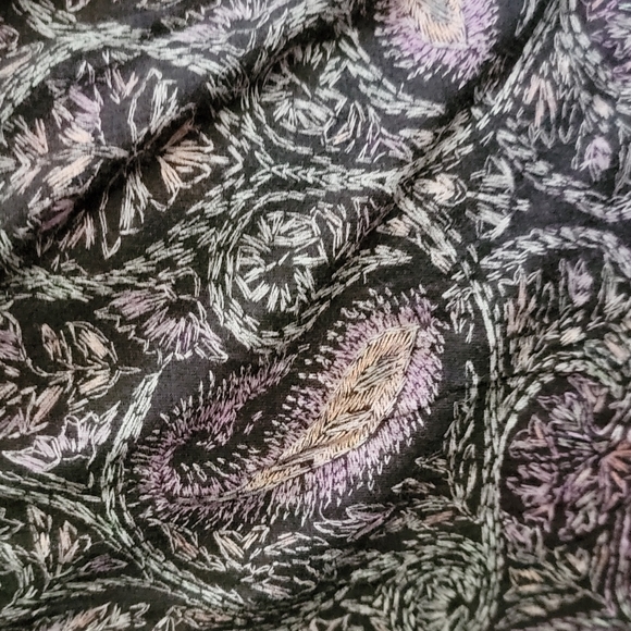 Top - Picture 3 of 3